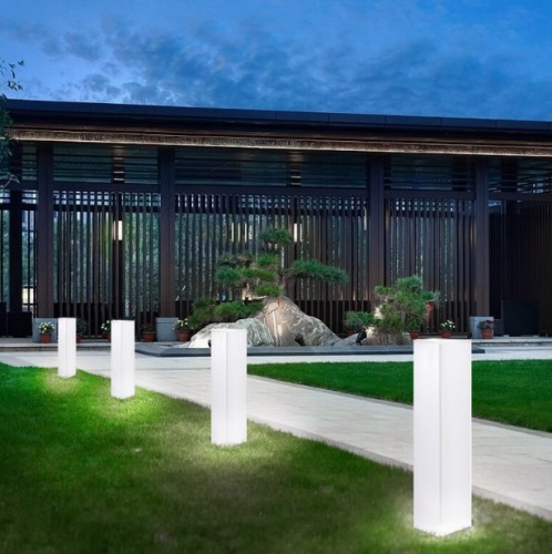 Светильник Колонна 30х180 питание от АКБ, RGB